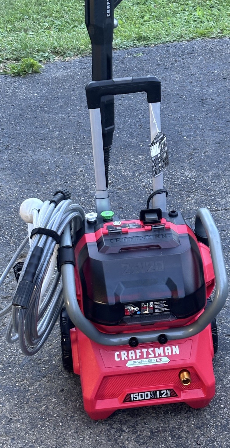 CRAFTSMAN V20 Brushless 1500 PSI 1.2 GPM Pressure Washer w/ Hose, Gun, Charger