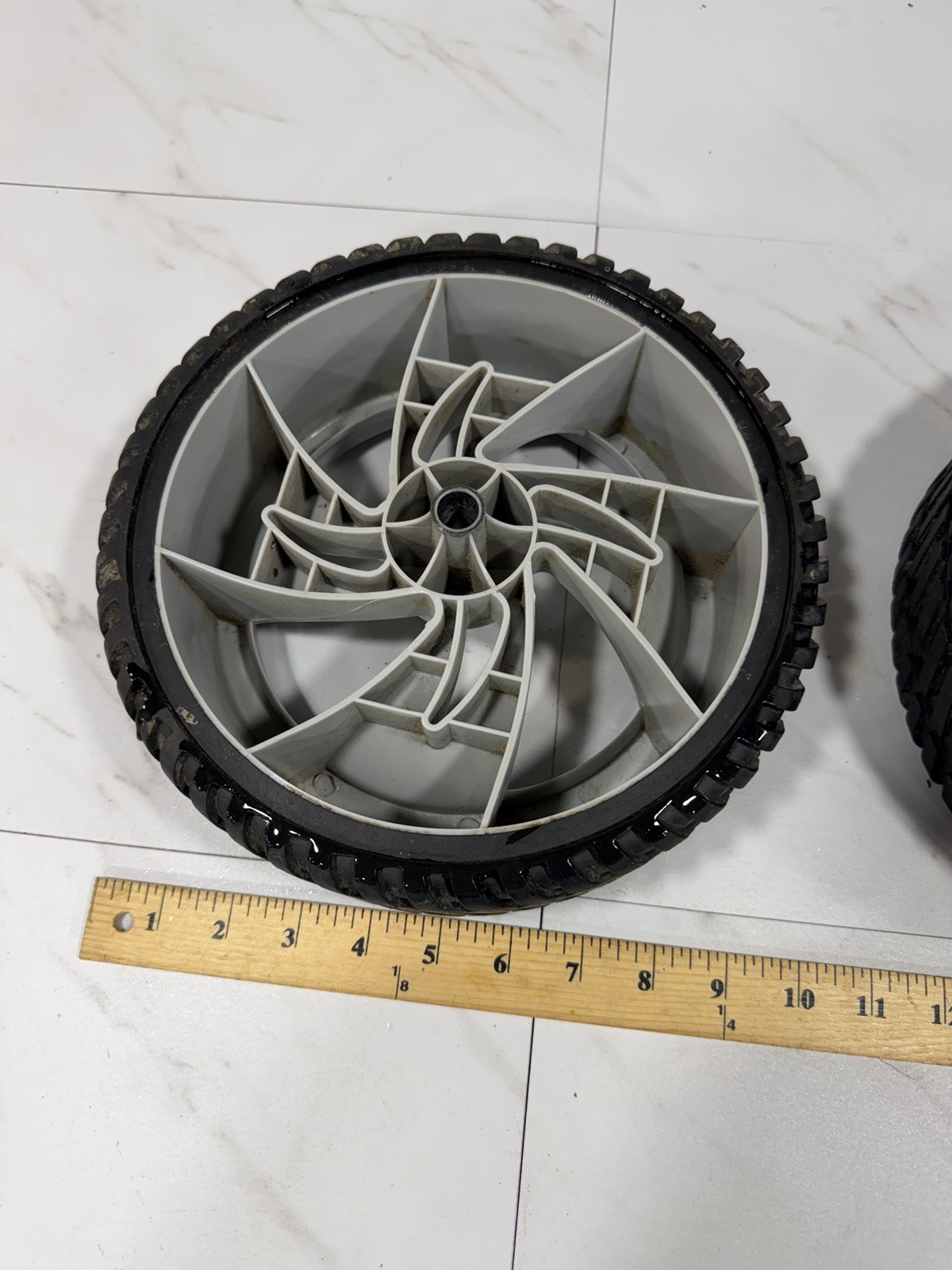 Set of 2 OEM TROY BILT Pressure Washer 020605-00 Wheels Pair 313837GS