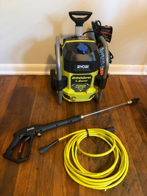 Ryobi RY142022VNM 2000 PSI Cold Water Pressure Washer