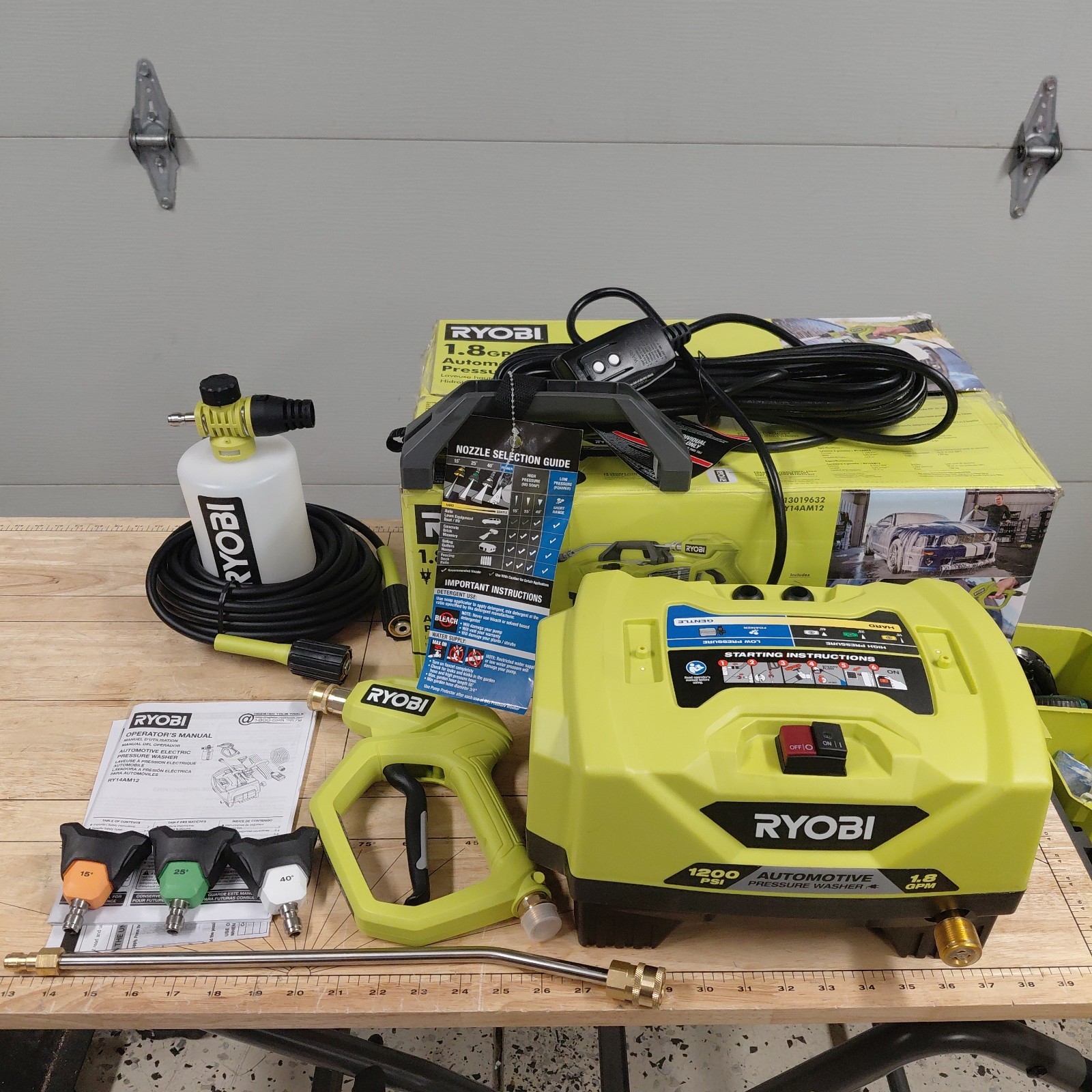 RYOBI RY14AM12 1.8 GPM Automotive High Flow Pressure Washer Kit 1200 PSI