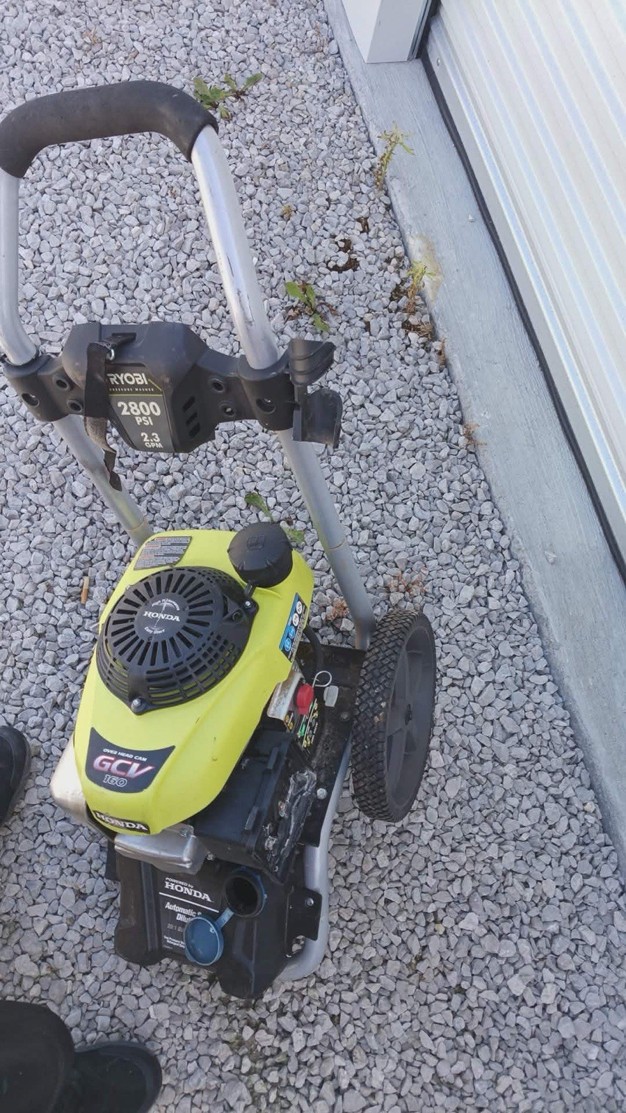 RYOBI 2800 PSI 2.3 GPM Gas Pressure Washer, 160cc Honda GCV160, Easy Transport