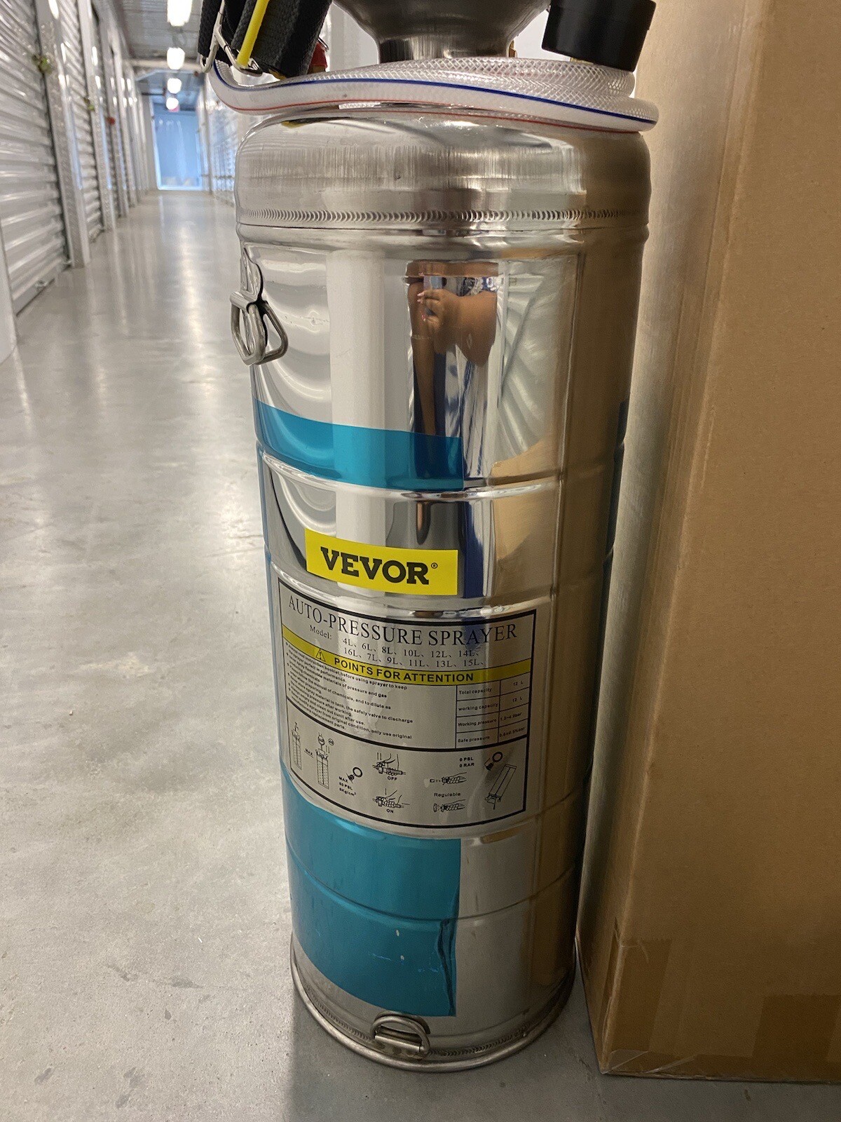 12L/3.5 Gallon Auto Pressure Stainless Steel Sprayer-Brand new Still In Box