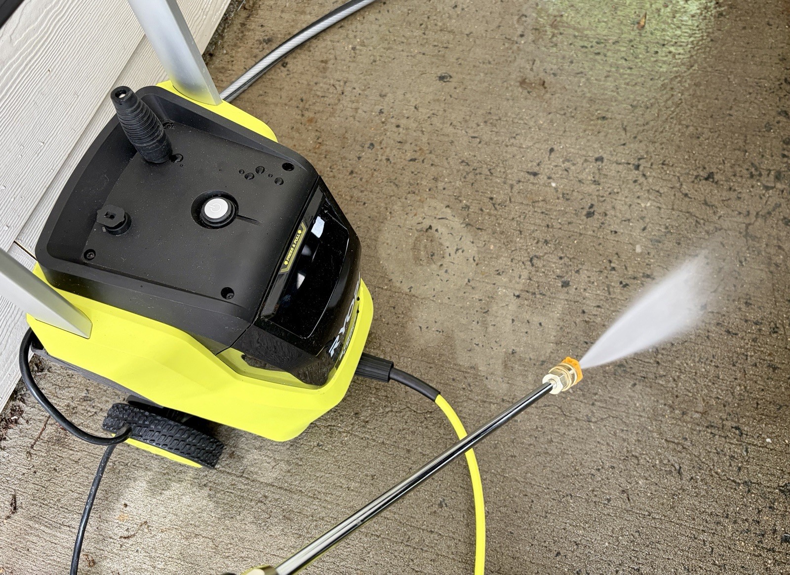 RYOBI Electric Pressure Washer USED 2100 PSI 1.2 GPM With Foamer