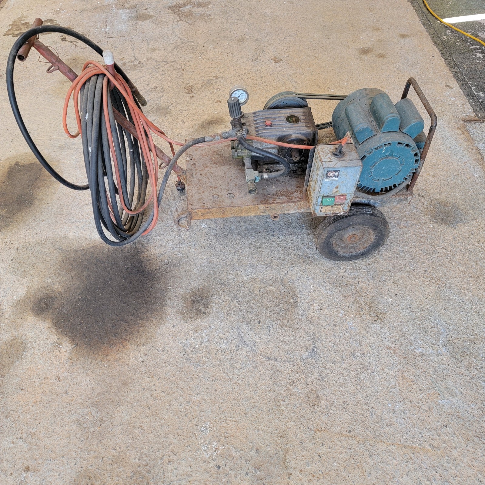Vintage LELAND-FARADAY / INTERPUMP 220 VOLT HIGH PRESSURE WASHER