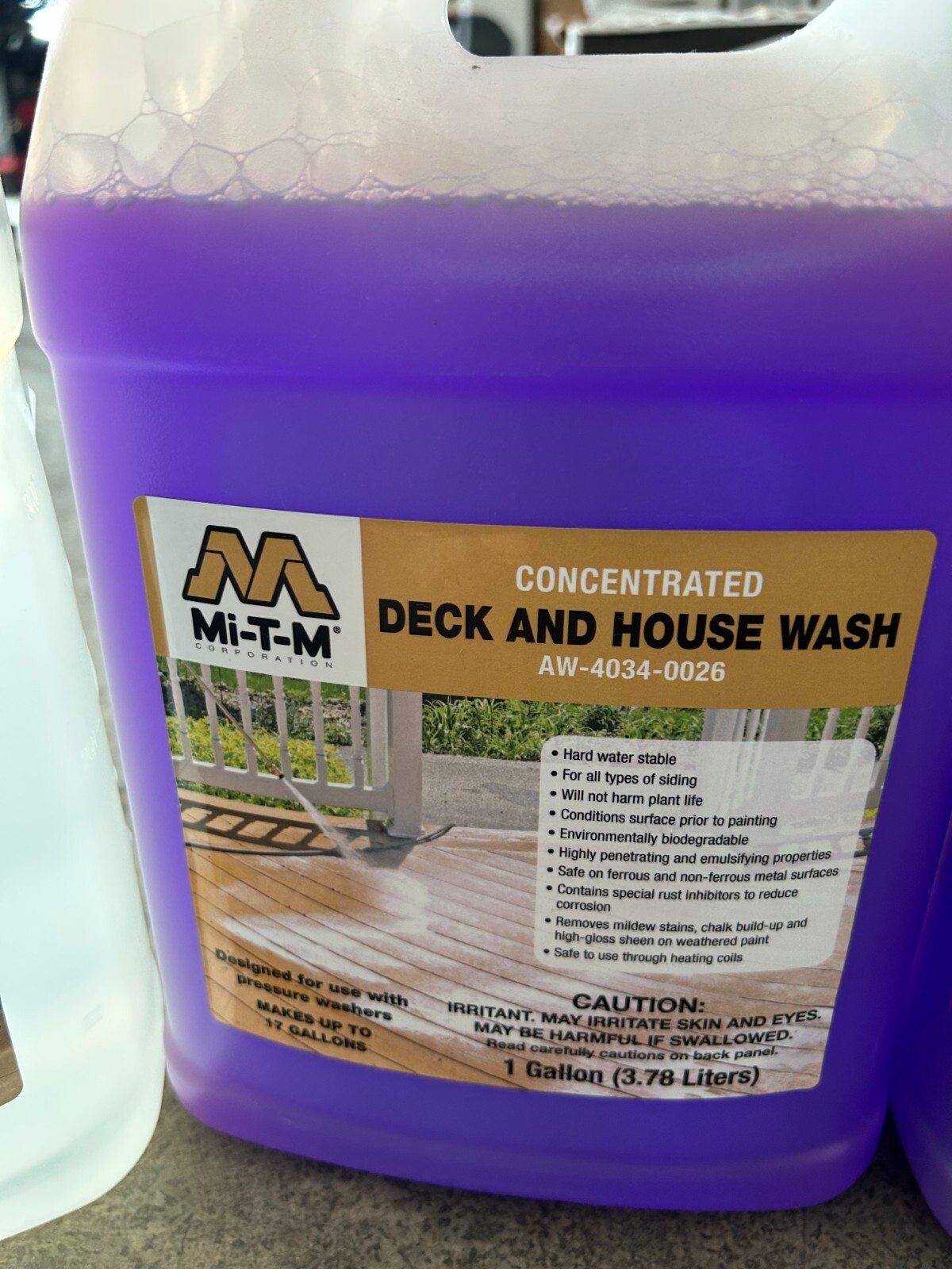 NEW AW-4034-0026 Gallon Deck & House Pressure Power Washer concentrate MI-T-M