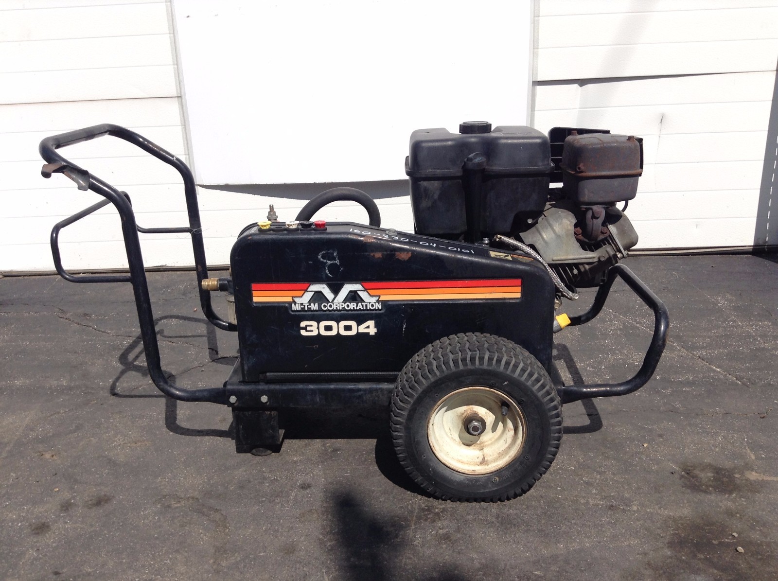 Mi-T-M 3000 psi used Pressure Washer 11 hp Gas Water Washers Cleaner Commercial