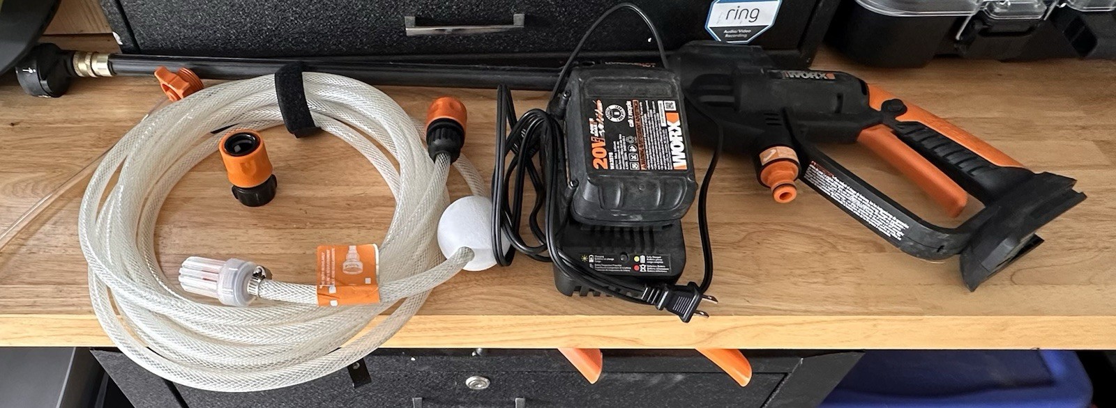WORX Hydroshot 20V Portable Power Cleaner WG629.1 with Battery