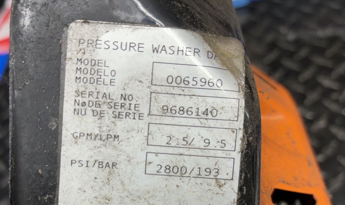 Generac 2,800 PSI Pressure Washer model # 0065960 2 FLANGE BOLT