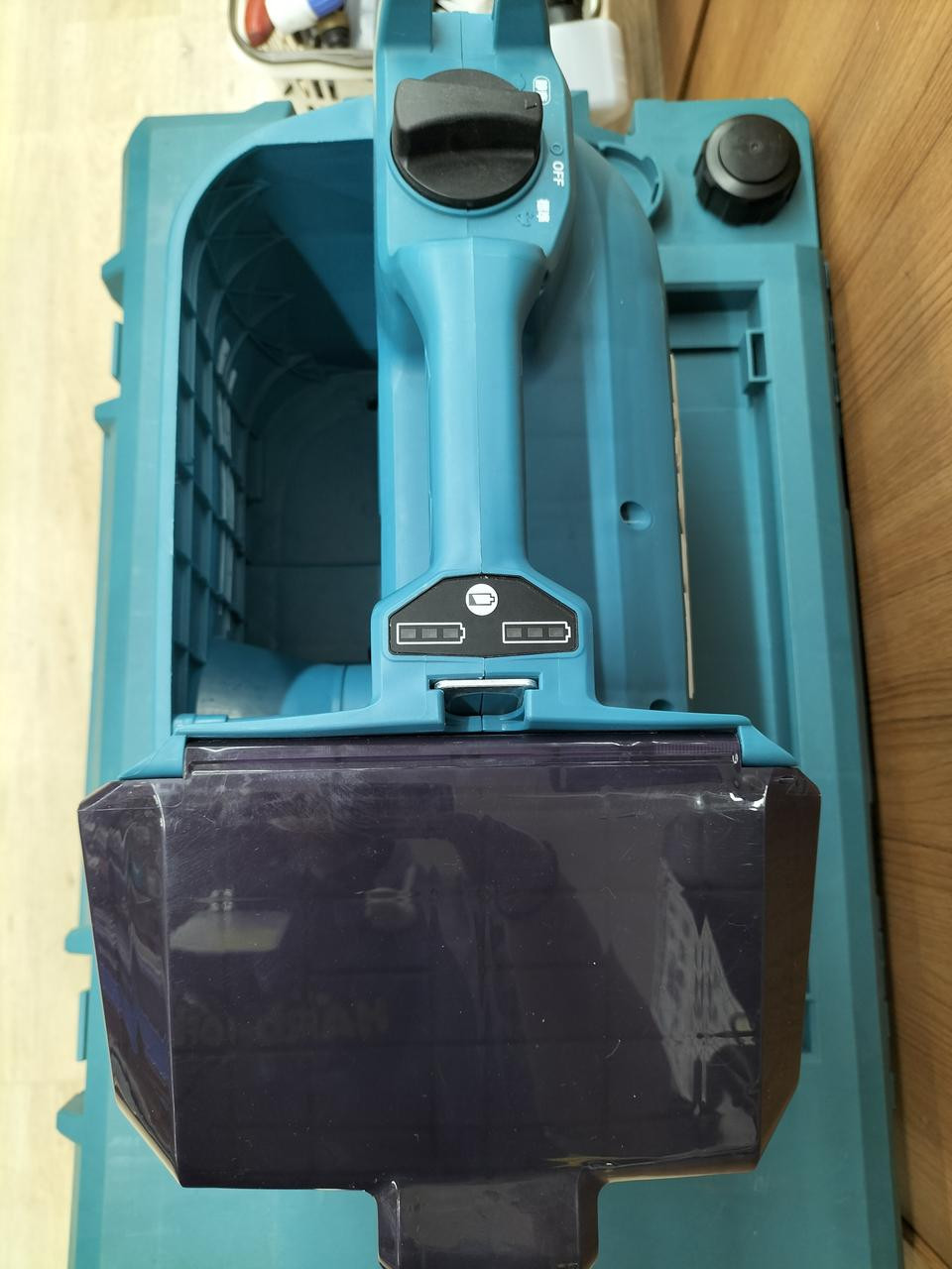 Makita Rechargeable High Pressure Washer MHW080D 2 Mode switching Tank Case