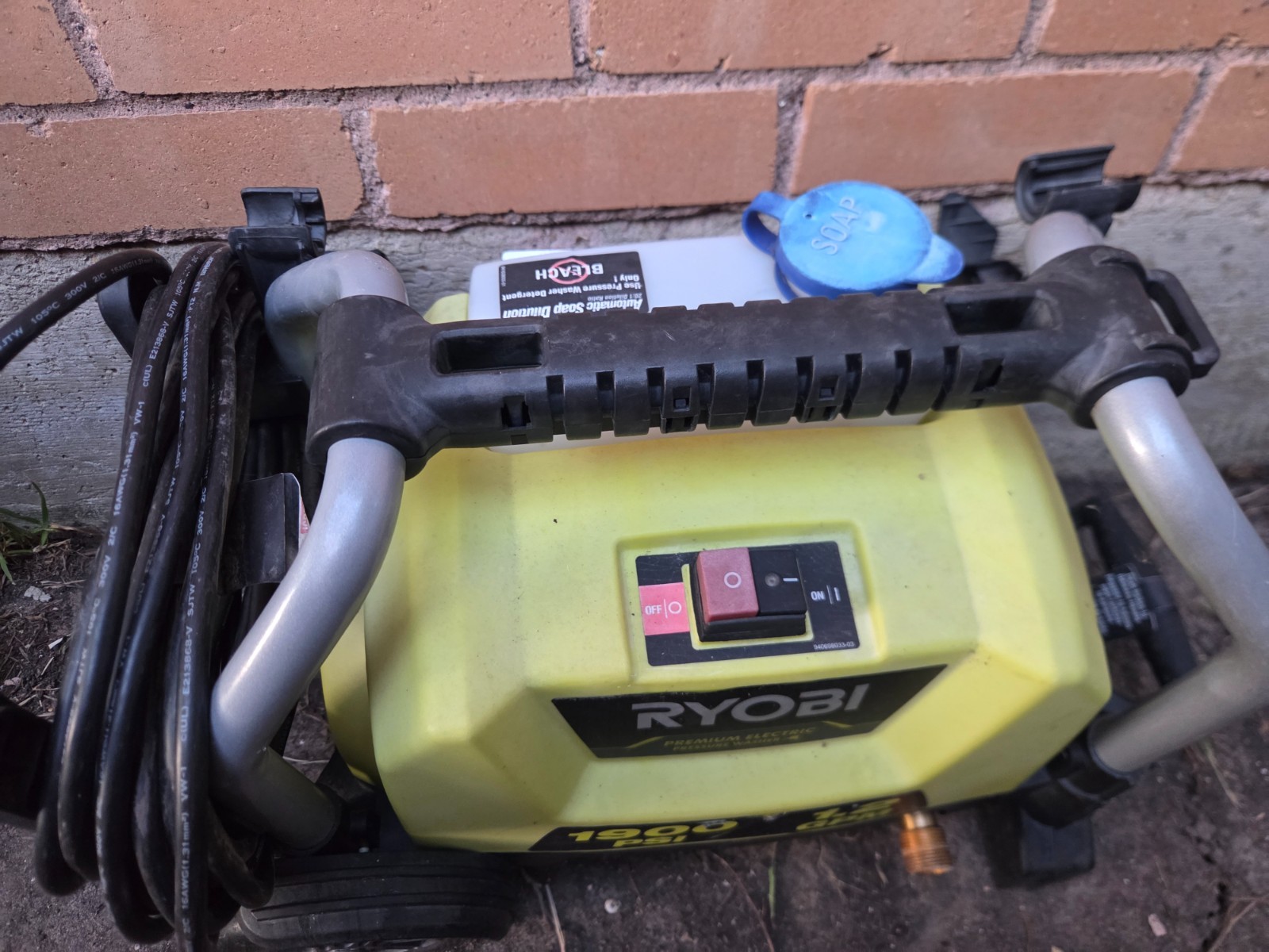 RYOBI 1900 PSI 1.2 GPM Electric Pressure Washer – No Hose or Wand