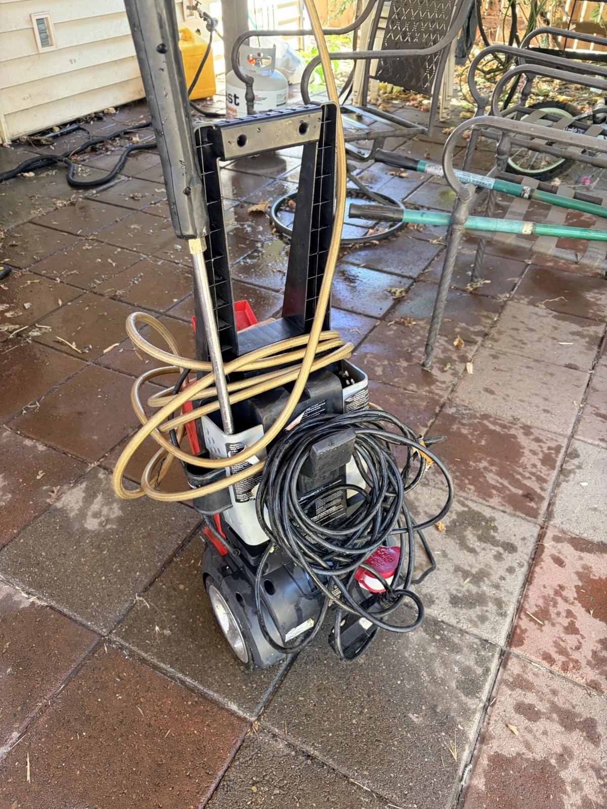 Simpson 1700 PSI Corded Electric Cold Water Pressure Washer Wheeled w/ Hose