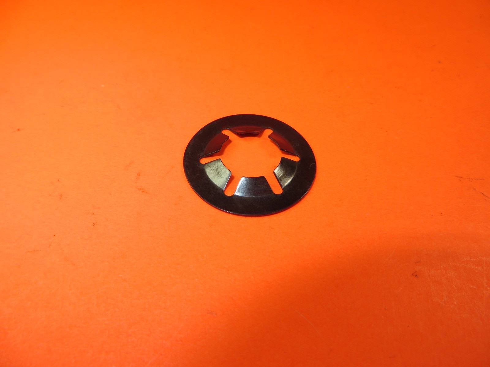 Stihl RE104KM 106KM RE115K 116K 117K 125K 126 Wheel Clip Fastener 9991-003-1130