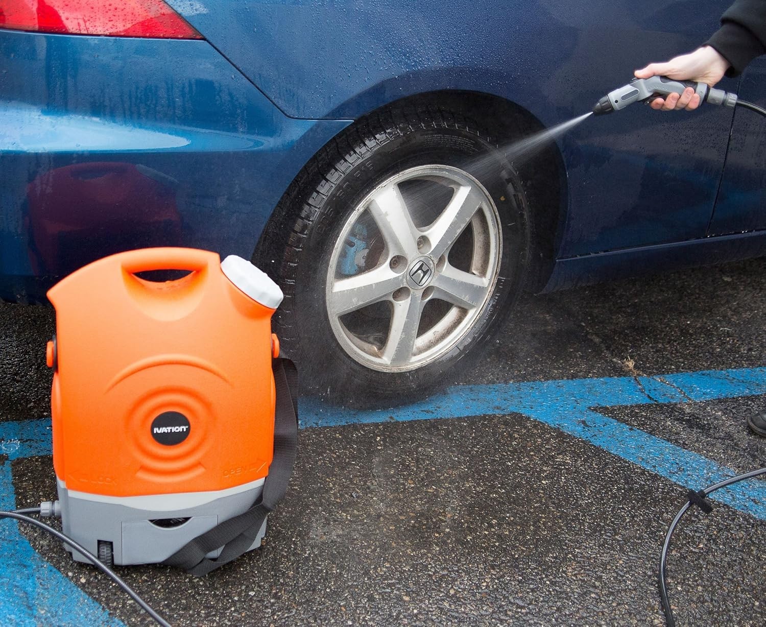Multipurpose Portable Spray Washer w/ 4.5 Gal Tank – 130.5 PSI, Battery Powered