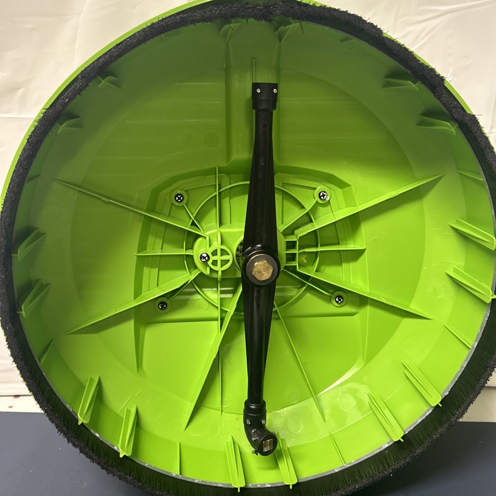 Greenworks 12 inch Pressure Washer Attachment Surface Cleaner 2300 Psi See Pics