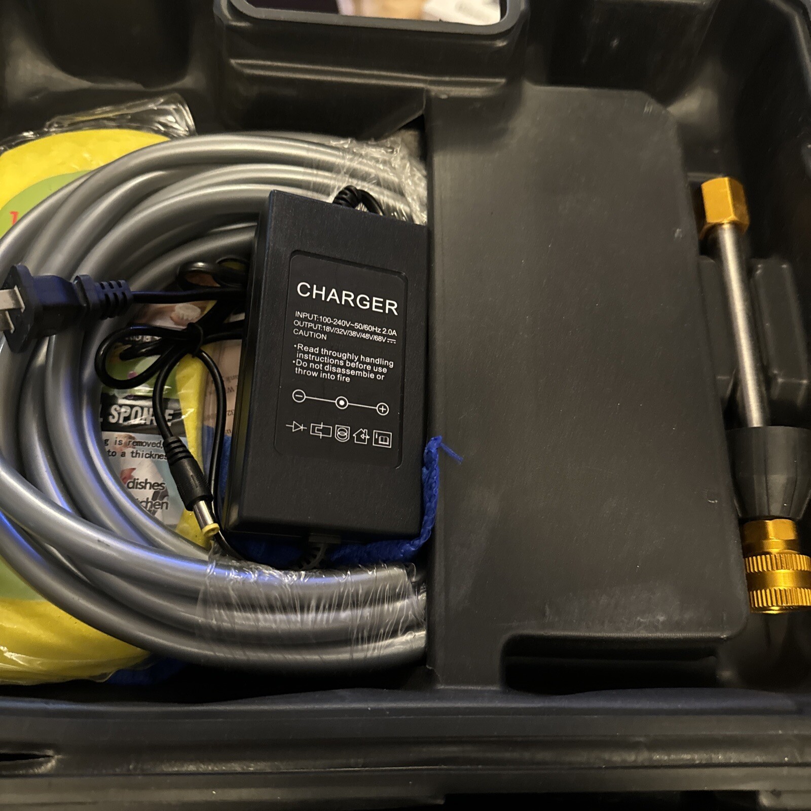 Portable Cordless Power Washer – 100 Bar Pressure. Slight Damage To Case