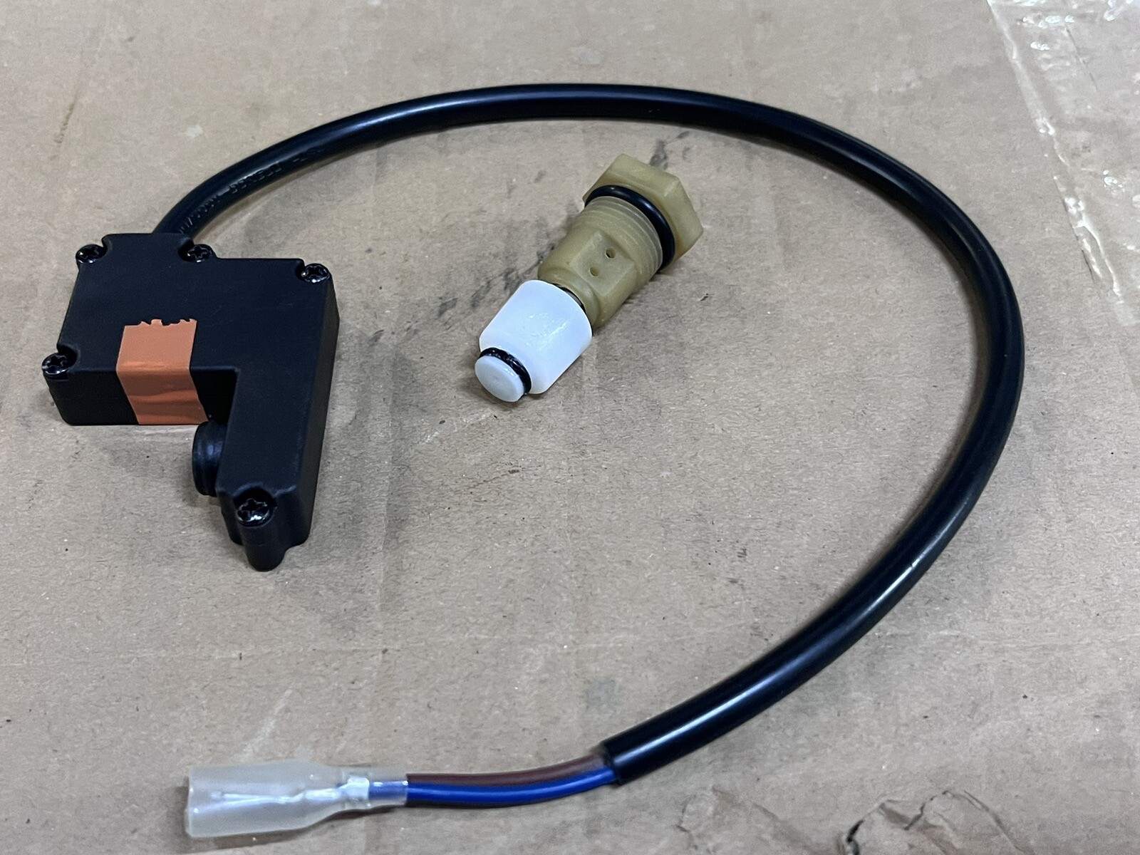 Black and Decker PW1300TDW 5140126-27 Electric Pressure washer Switch