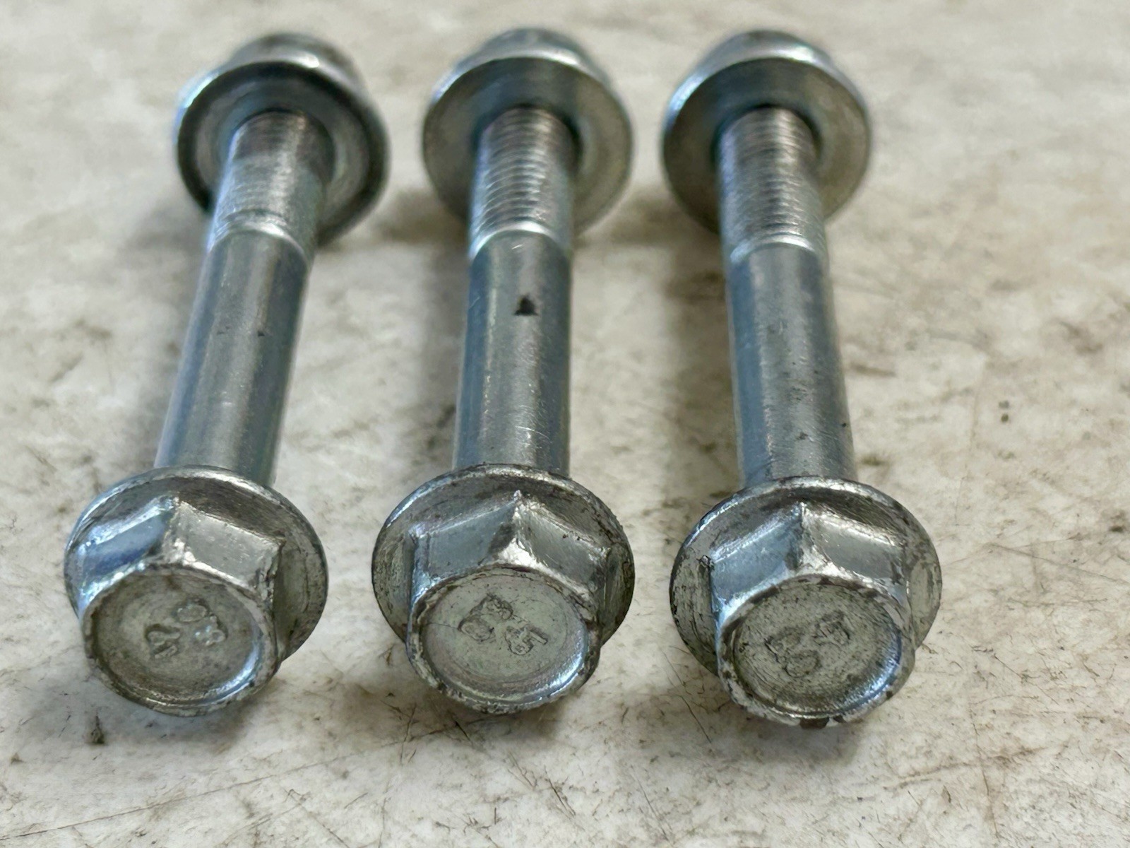 Black Max 2700 PSI 2.3 GPM Pressure Washer OEM Motor Mount Bolts Engine To Frame