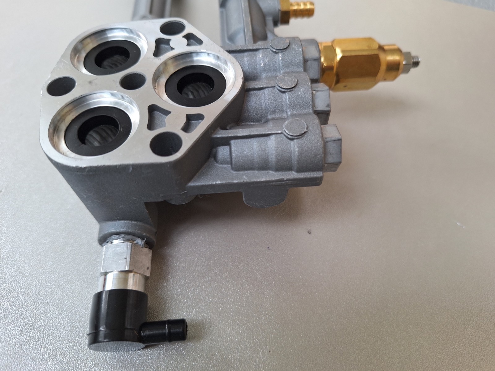 Cabezal de bomba de lavado a presión de aluminio AR42940 para Troy Bilt AR Pump
