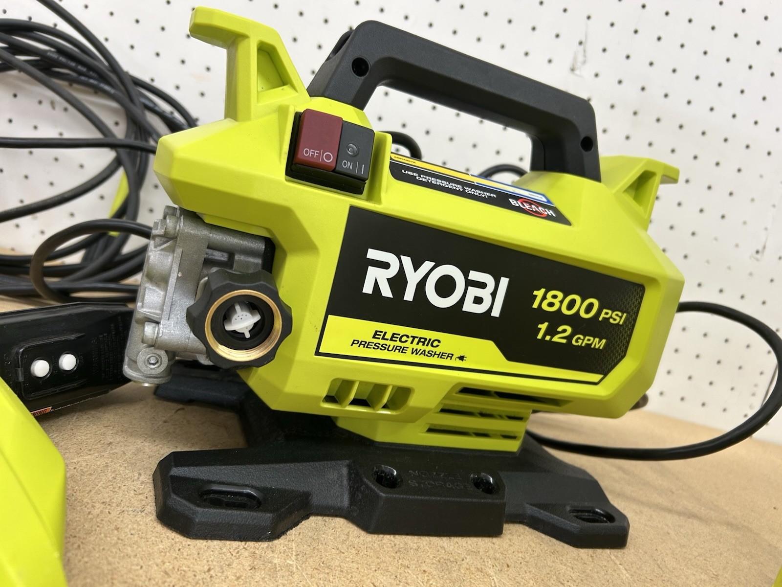 RYOBI 1800 PSI 1.2 GPM Cold Water Pressure Washer NO NOZZLES OR Foam Cannon