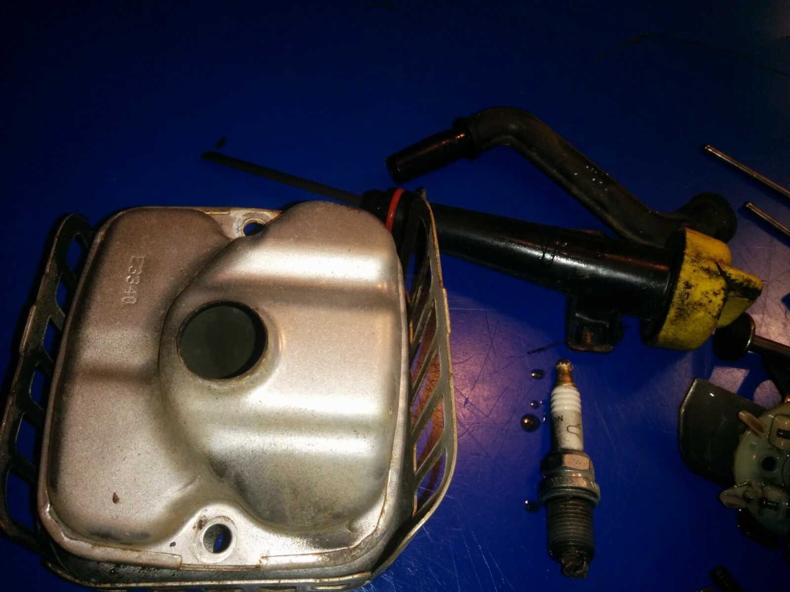 Muffler 590563 craftsman 09P702-0124-F1 580.750400 power washer 5.5hp (7 a5)