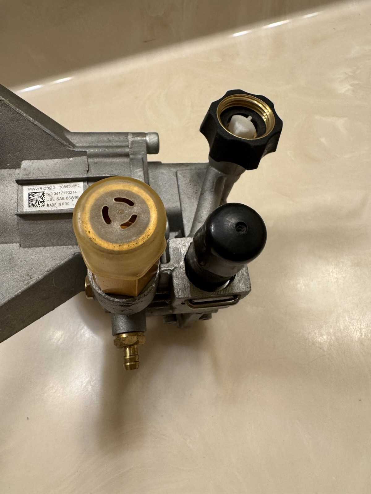 OEM Himore Vertical Pressure Washer Pump 3000 PSI 2.3 GPM Homelite 308653052 NOS