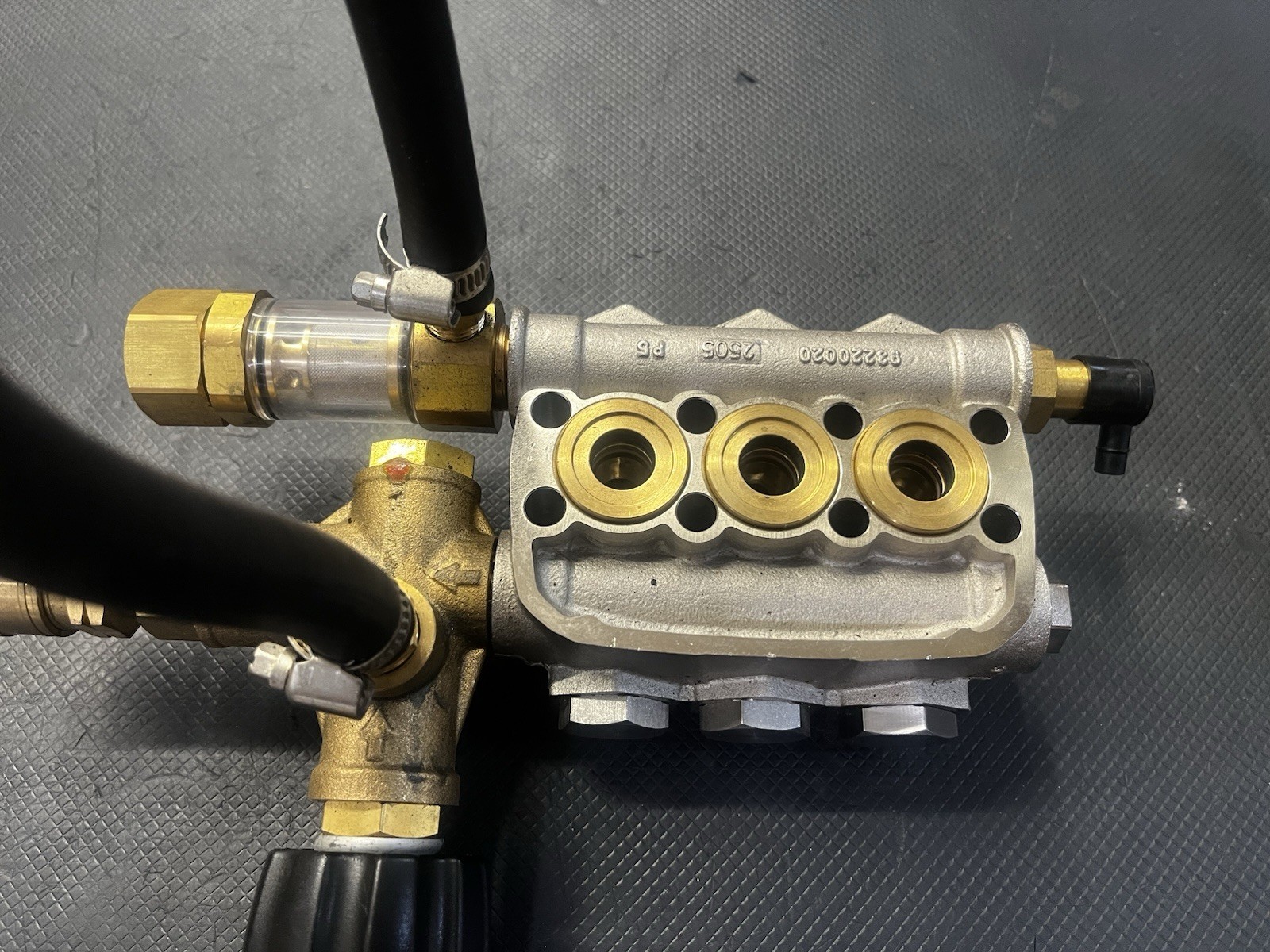 AR Replacement Pressure Washer Pump Head Assy for RRV4G40 Annovi Reverberi Viper