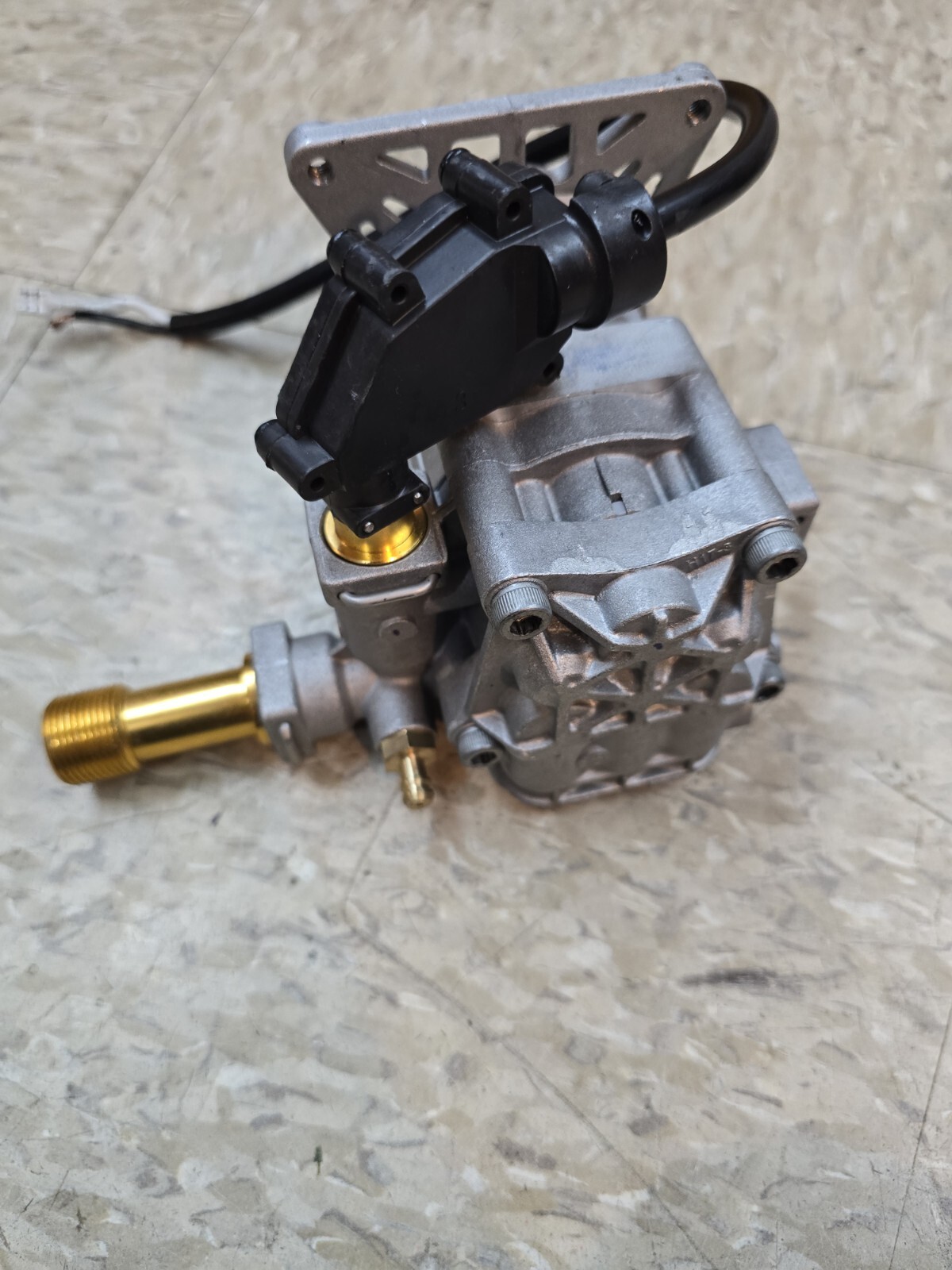 Ryobi OEM Part Water Pump Assy for Ryobi RY141802VNM 1800PSI Pressure Washer