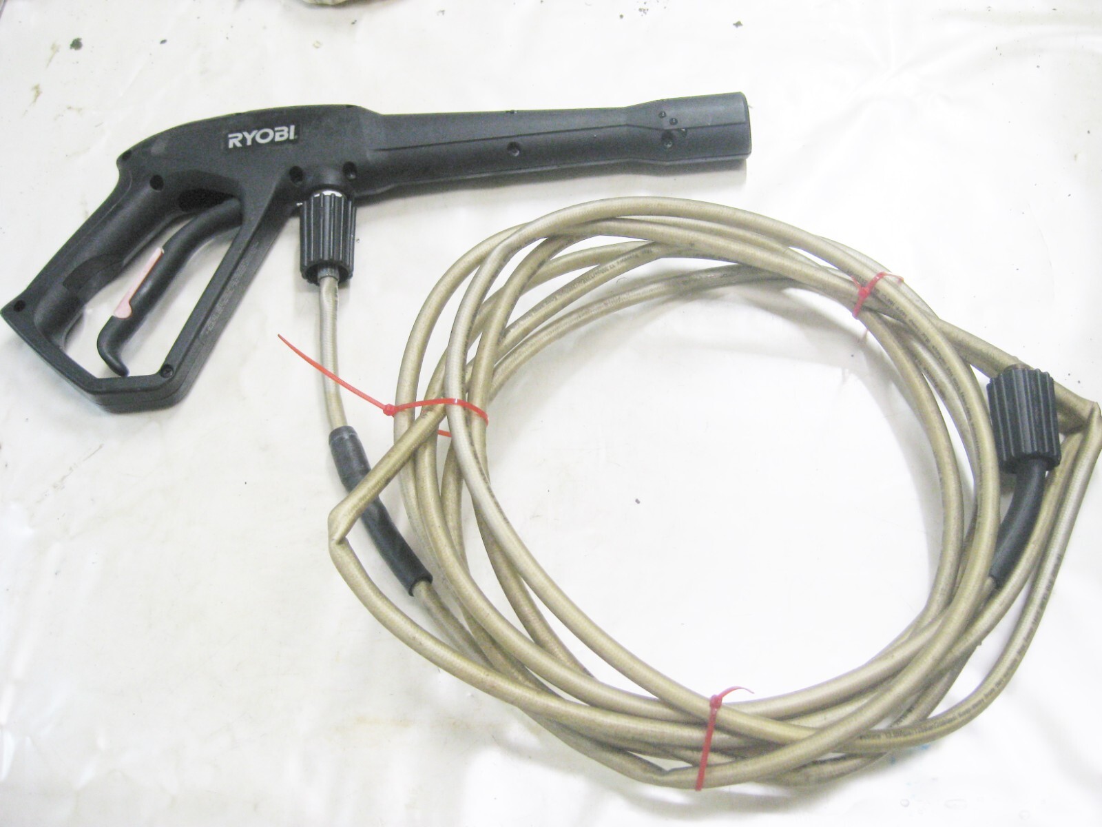 Ryobl Electric Pressure Washer RY141600 Gun and Hose 308760059, 308835074