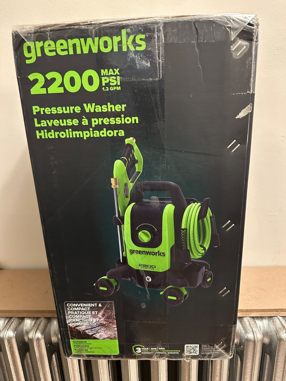 Greenworks 2200PSI 1.2GPM Four-Wheel Pressure Washer w/5 Nozzles& Detergent Tank