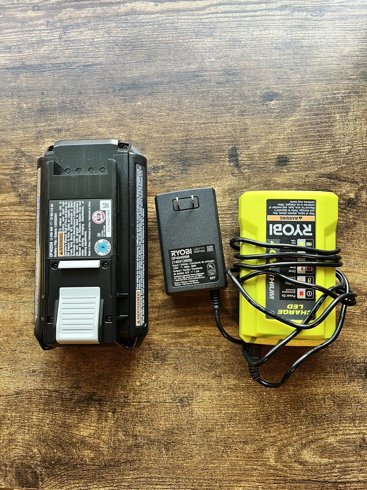RYOBI ONE+HP 18V 600psi Portable Battery POWERED Pressure Washer(RY121852KVNM)