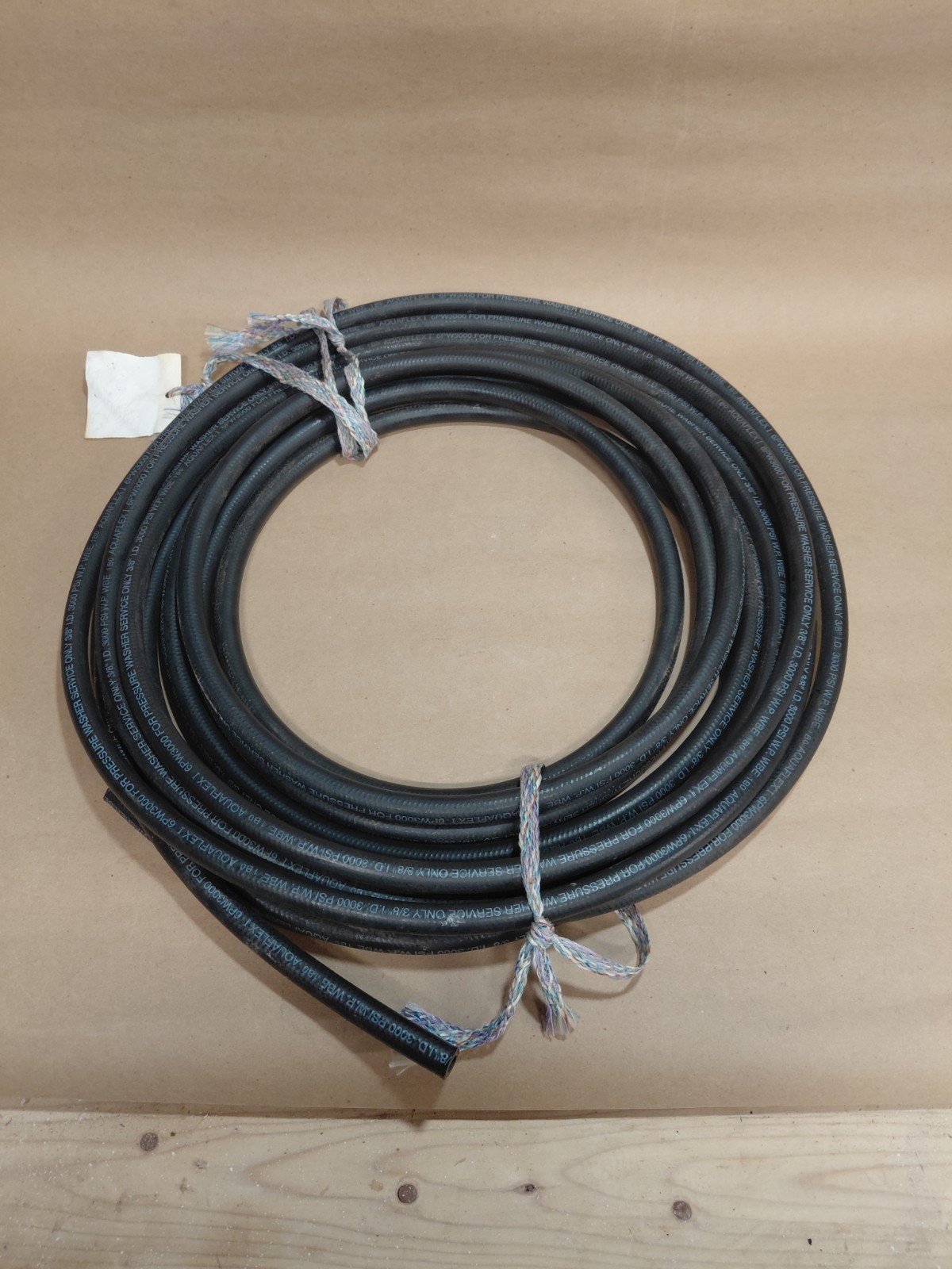 3/8 ID 40′ 3000 PSI Aquaflex Pressure Washer Hose. No Fittings, material only