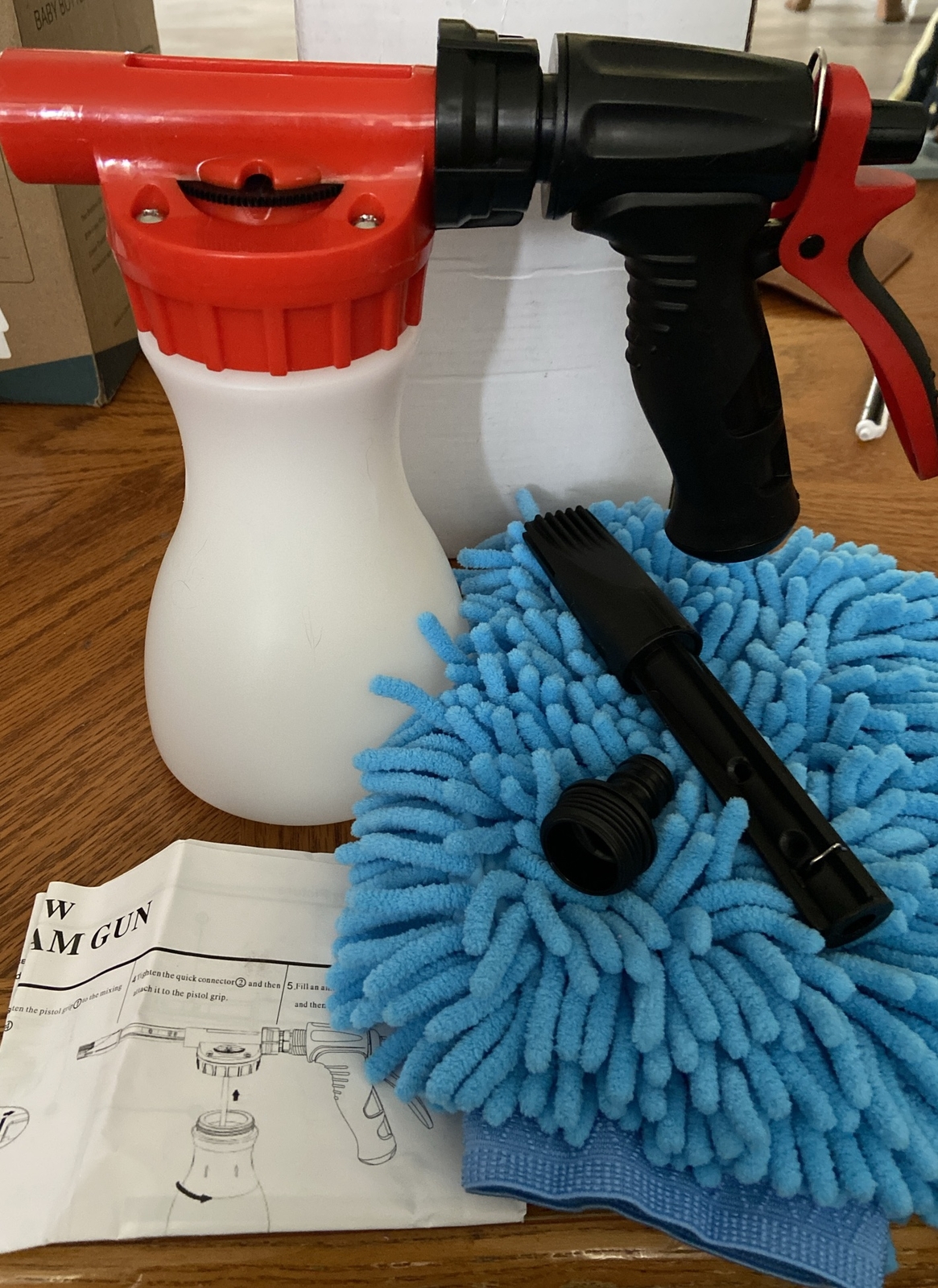 car wash foam gun Kit With Mitt. New Opened Box