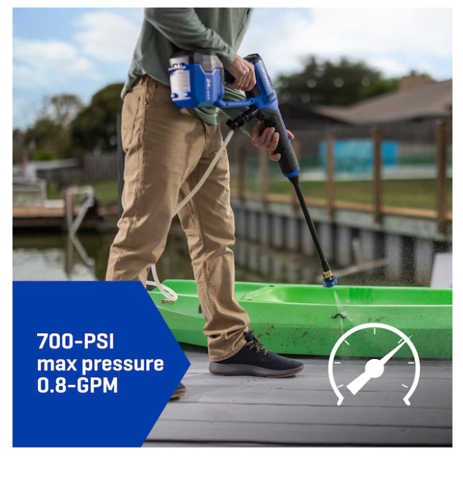 Kobalt 700-PSI 0.8-GPM Cold Water Battery Outdoor power cleaner with 1 Spray Tip