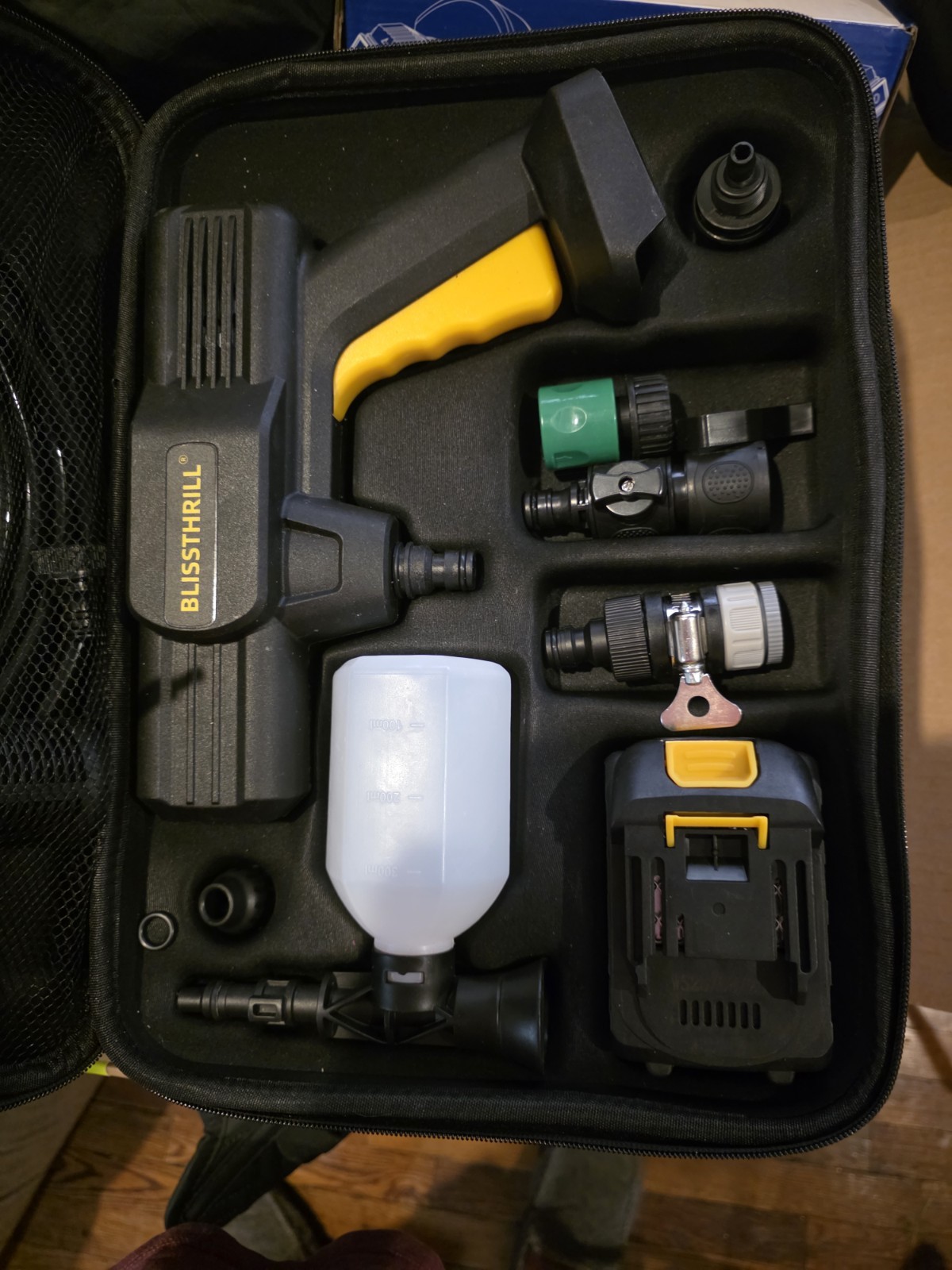 Cordless Pressure Washer Battery Operated; 1100PSI 2.4 GPM Portable Cordless…