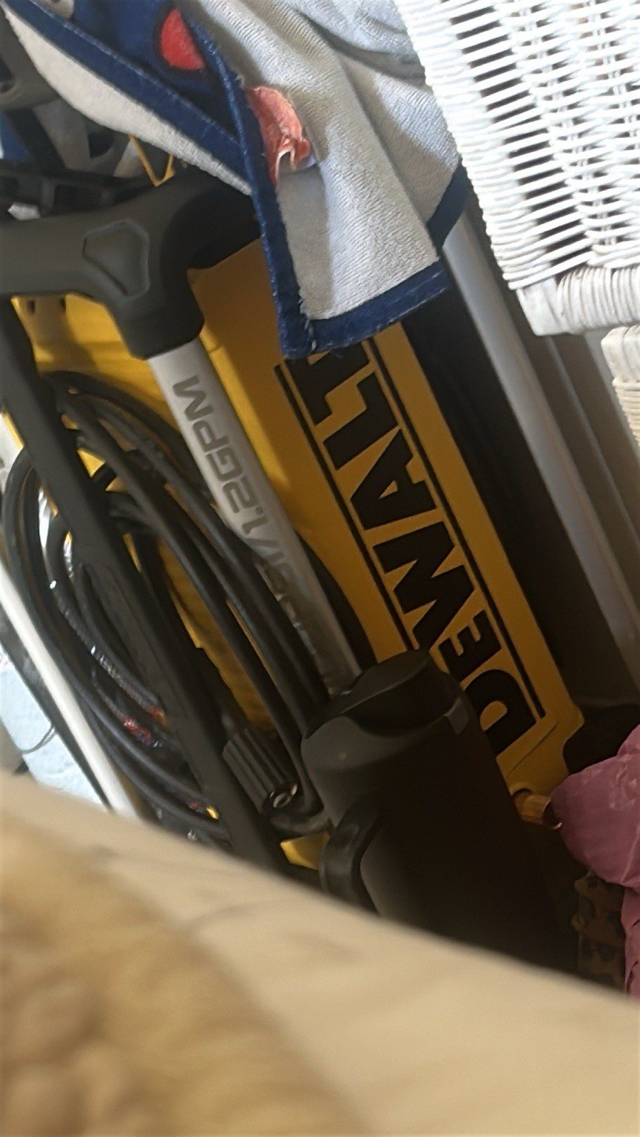 D Walt Cold Water Pressure Washer Corded Electric Yellow/Black