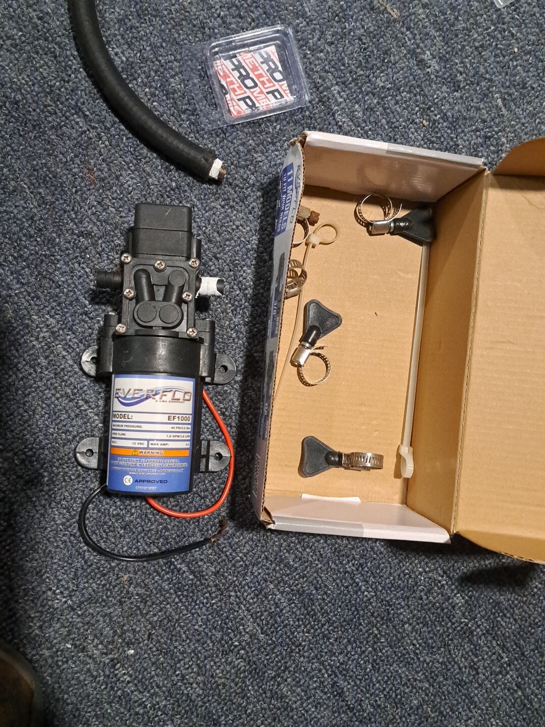 Everflo 1.0 GPM, 12V, Max 40 PSI Diaphragm Pump EF1000, EF1000-BOX, EF1000BOX