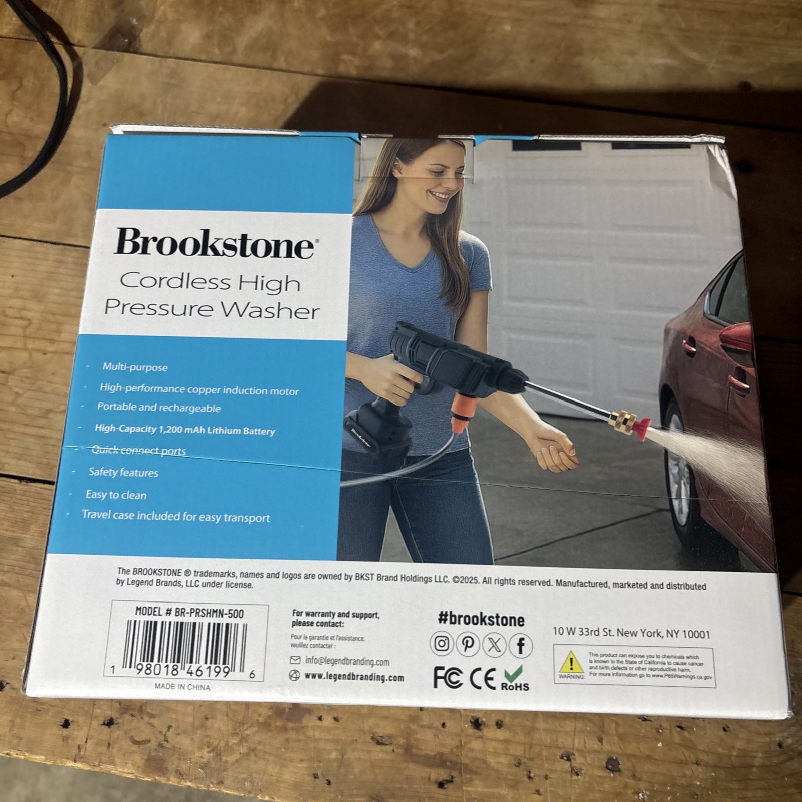 Brookstone Cordless High-Pressure Washer Portable Rechargeable – New