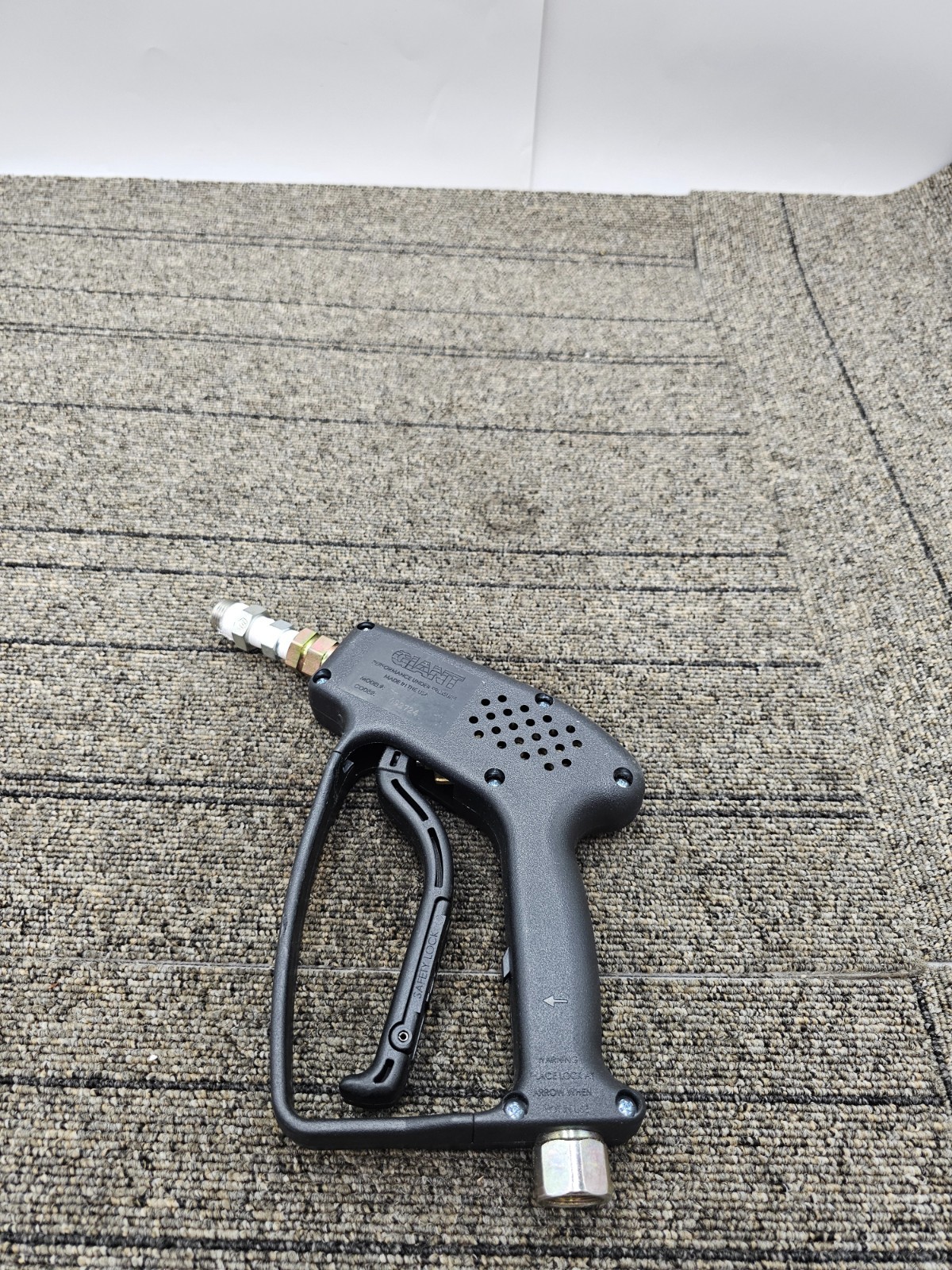 Giant 092724 Pressure Washer Tool w/ Brass Fitting 10GPM 5000 PSI 300F