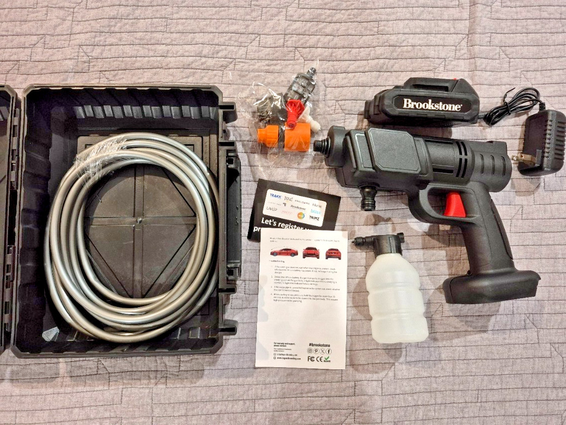 Brookstone Portable Cordless High Pressure Water Spray Gun Car Washer Cleaner