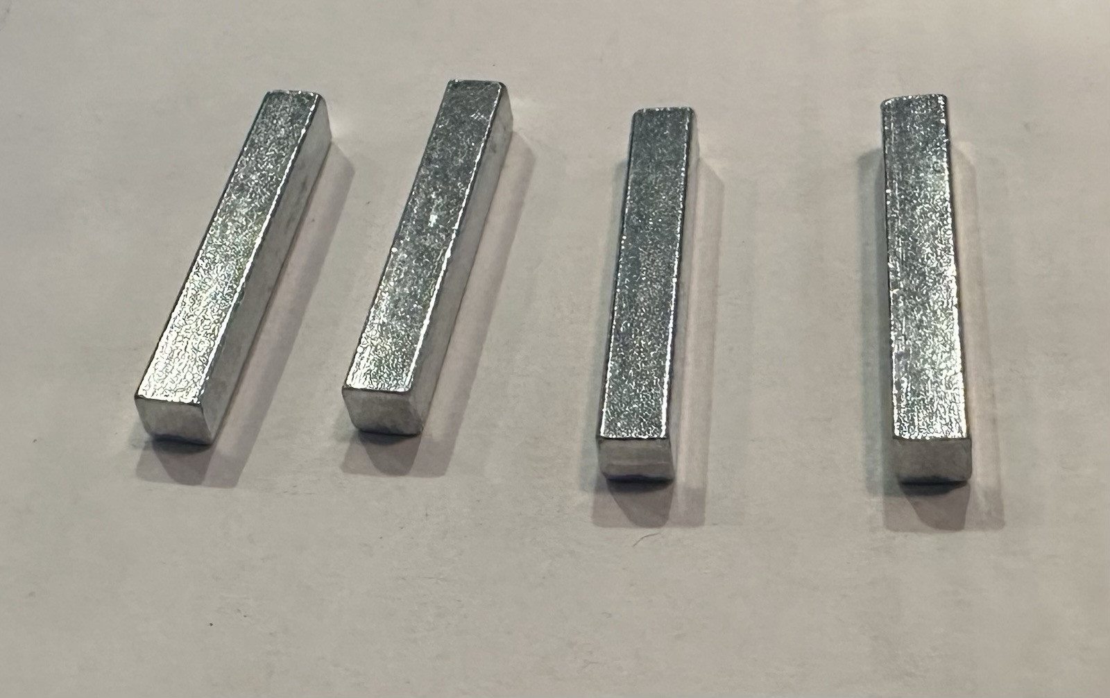 (Qty 4) 3/16” KEY STOCK KEY WAY woodruff 1.25” long square Zinc Plated