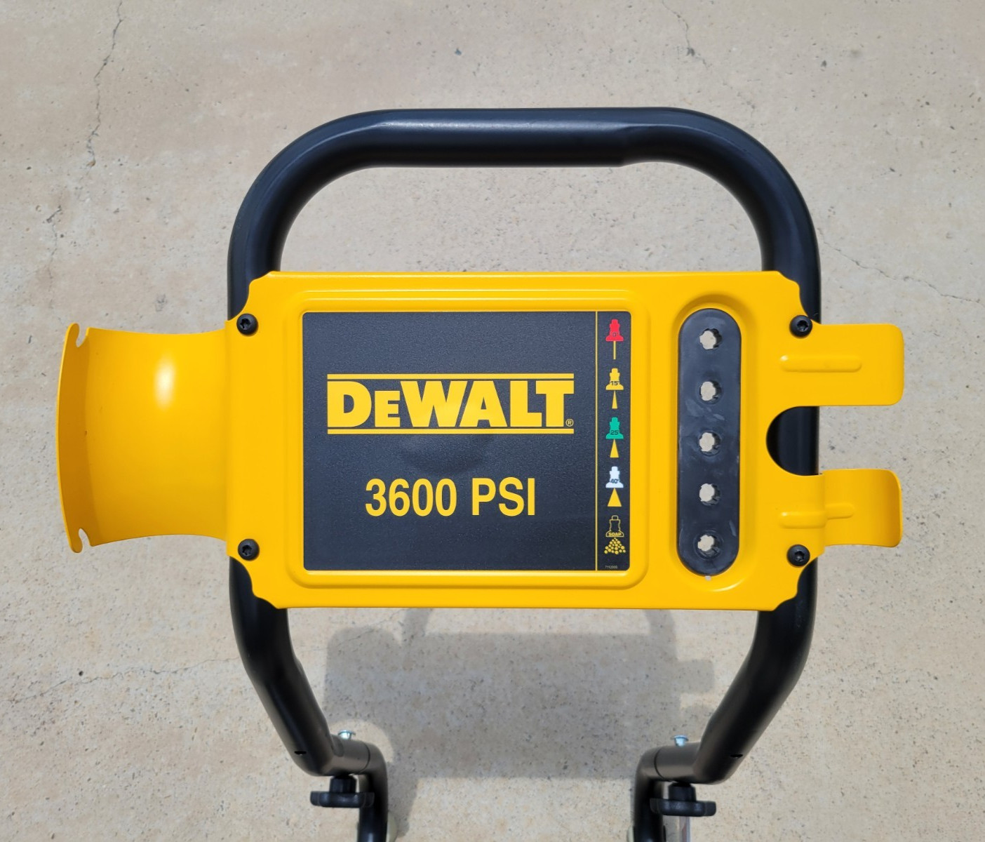 Pressure washer Cart Dewalt 3600psi