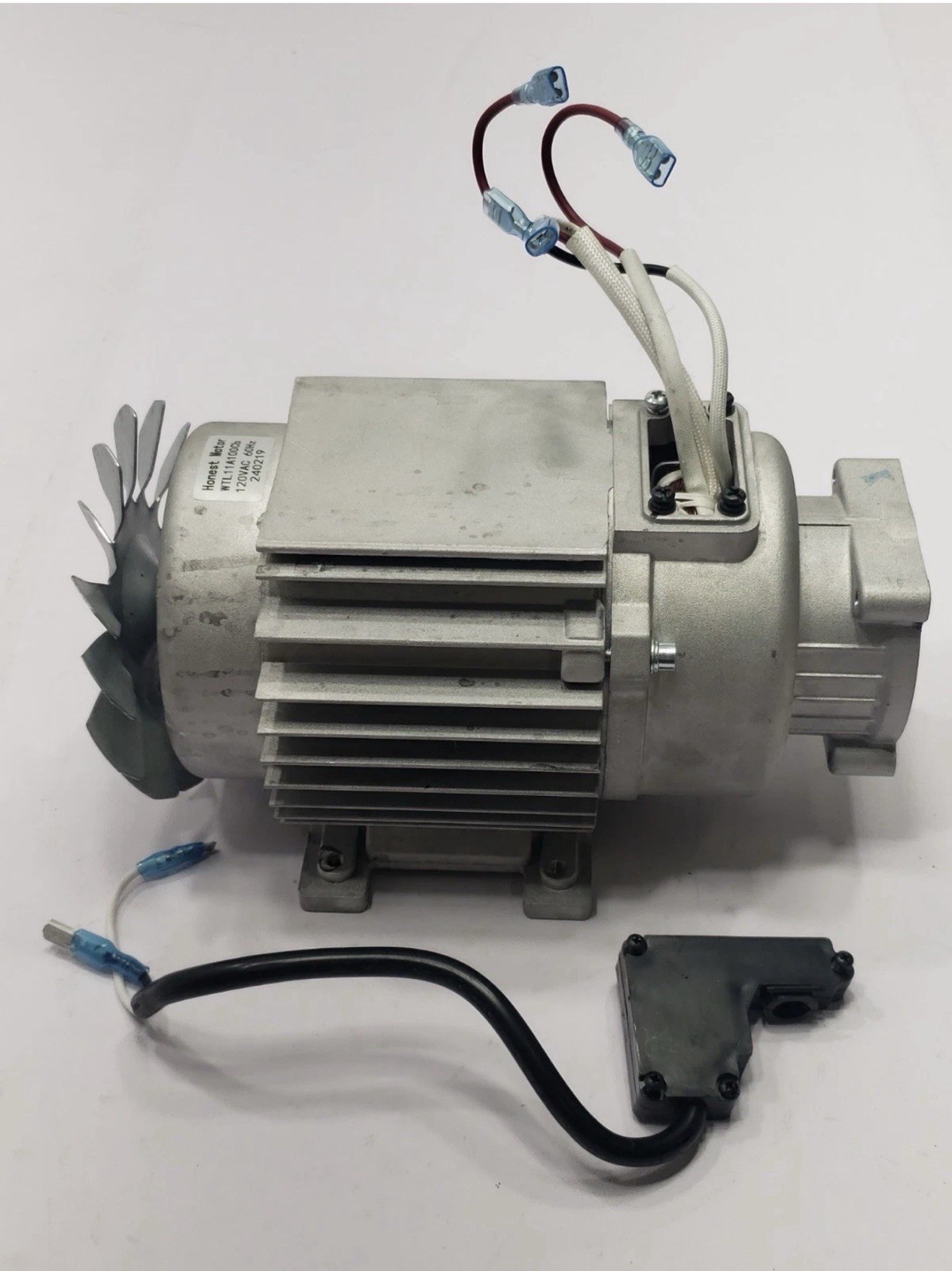 Husqvarna PW2300 Pressure Washer ( For Parts)