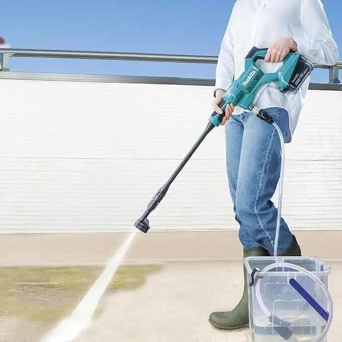 Makita MHW180DZ Rechargeable Handy type High Pressure washing machine Wash 18V