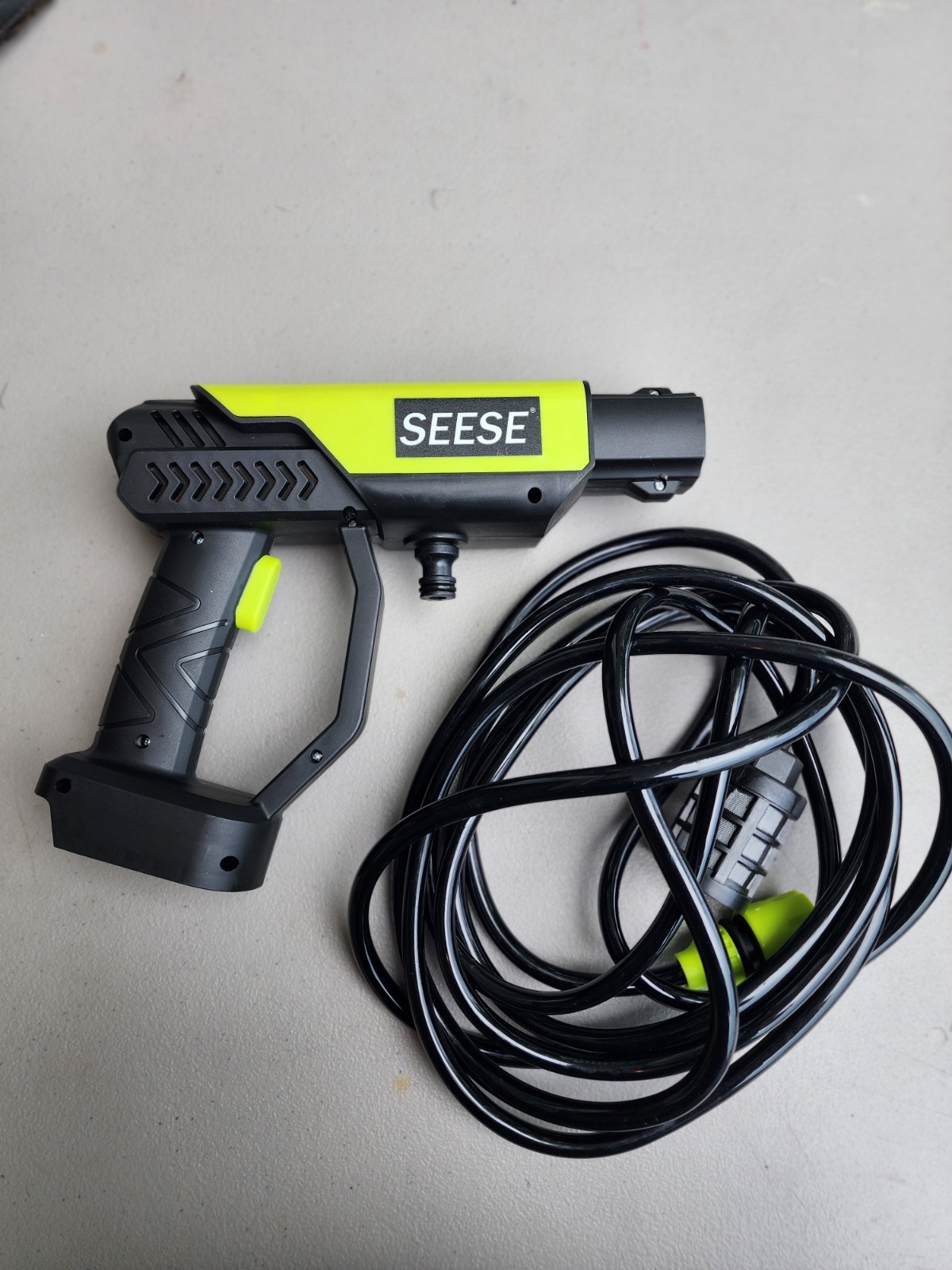 SEESE 1000 PSI Cordless Pressure Washer for Car & Garden Only
