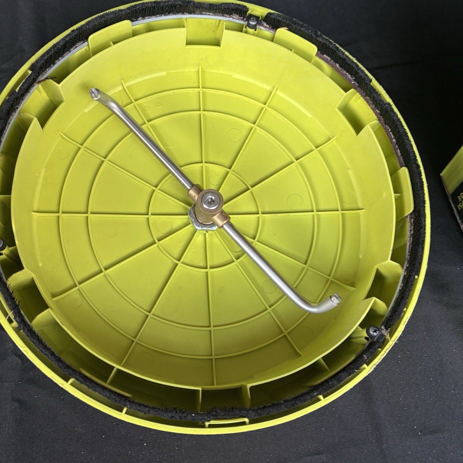Ryobi RY31SC01 15 in. 3300 PSI Surface Cleaner for Gas Pressure Washer