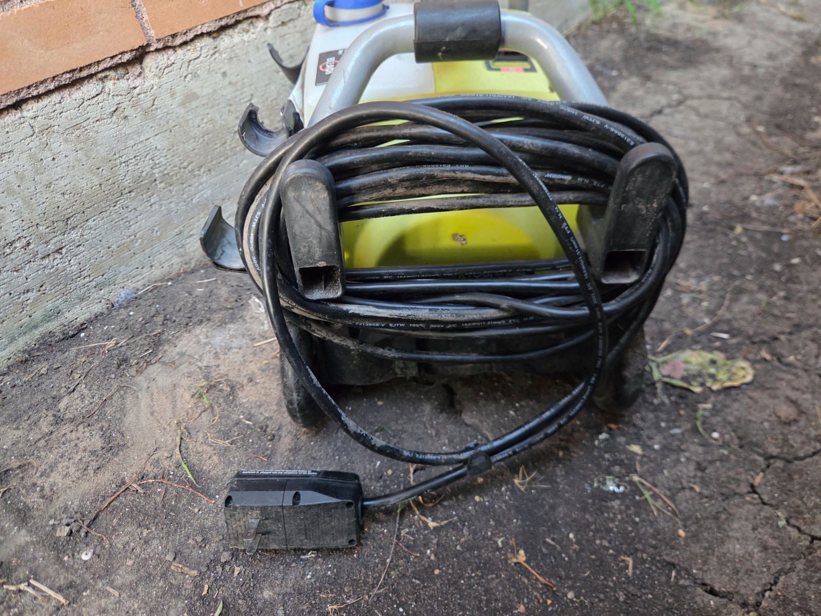RYOBI 1900 PSI 1.2 GPM Electric Pressure Washer – No Hose or Wand