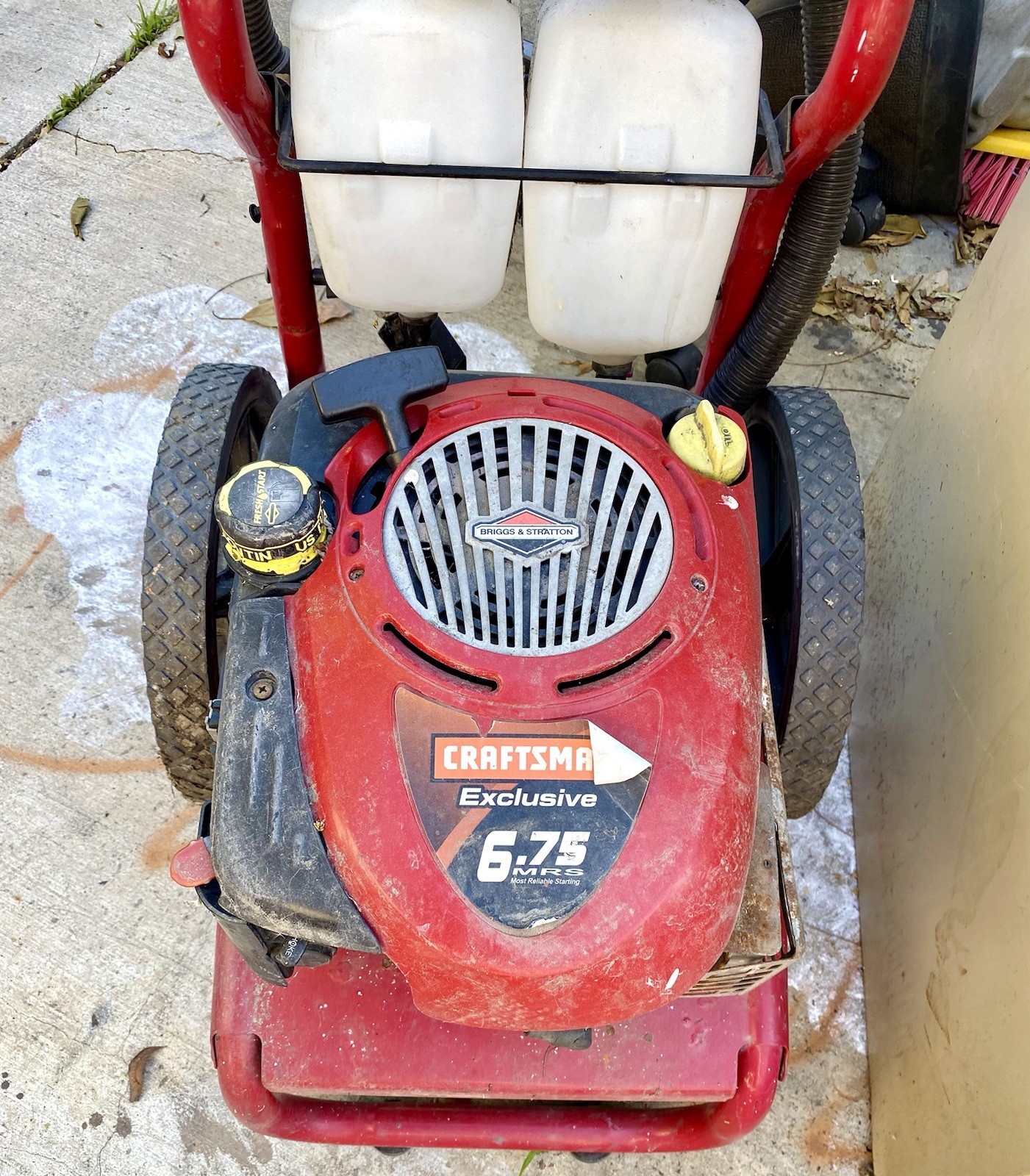 Craftsman Exclusive 2550 PSI/2.0 GPM 2-Tank Pressure Washer System