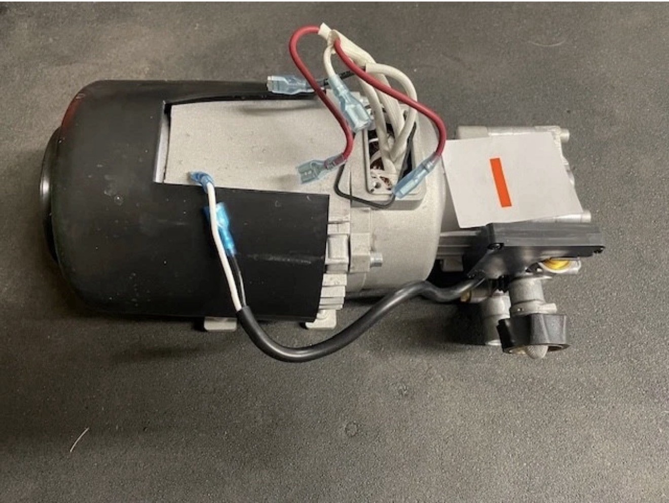 Husqvarna PW2300 Pressure Washer ( For Parts)