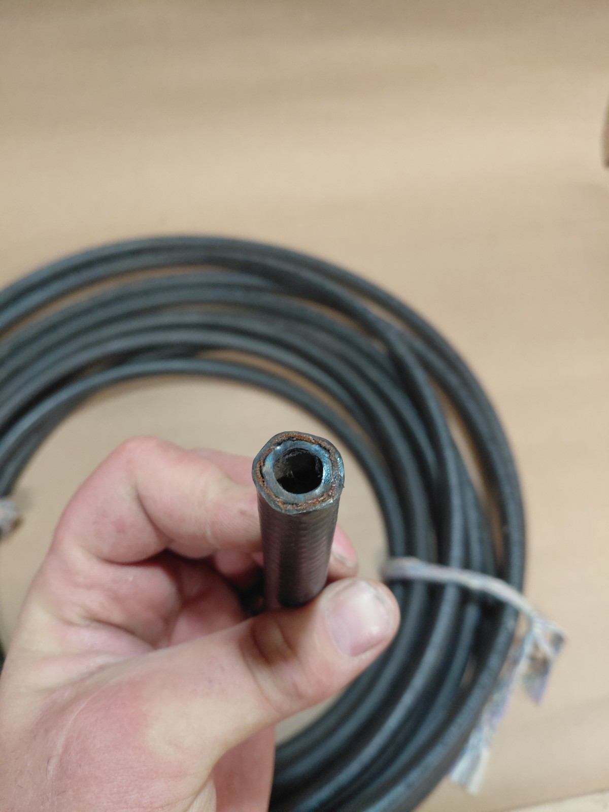 3/8 ID 40′ 3000 PSI Aquaflex Pressure Washer Hose. No Fittings, material only