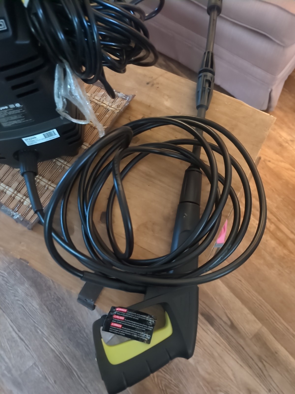 Sun Joe Electric Pressure Washer SPX 200e 120 Volt AC 60 HZ 10 Amp